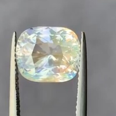 Photo of rainbow moonstone