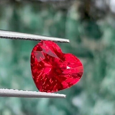 photo of spinel mahenge